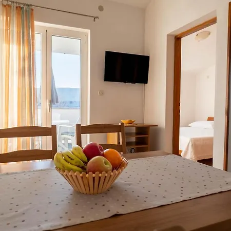 Viz Pag Apartment *